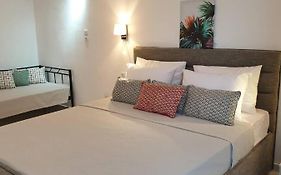 V-Suites